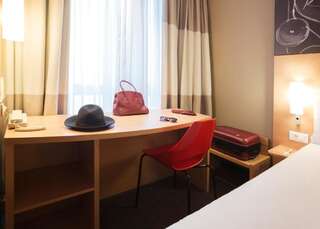 Отель ibis Yerevan Center Ереван Стандартный двухместный номер с 1 кроватью-9