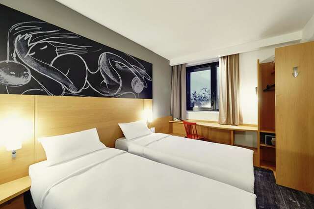 Отель ibis Yerevan Center Ереван-25